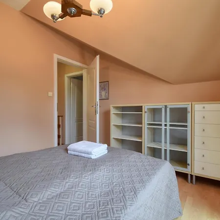 Apartment Dom Z Ogrodem Na Podolanach By Lookap - 3 Miejsca Parkingowe *